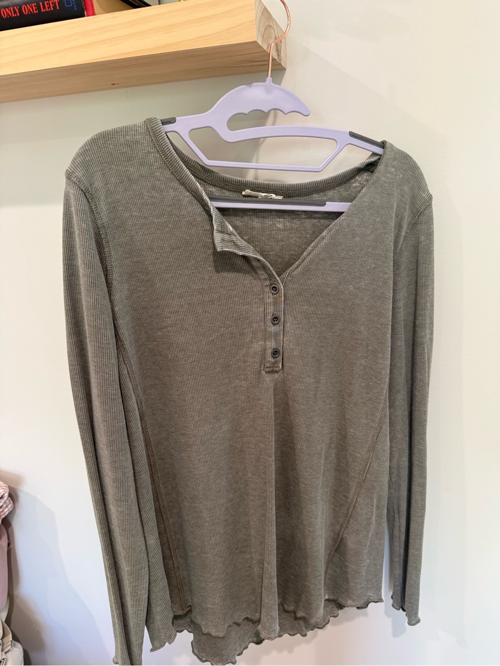 Ribbed Henley Top in Olive